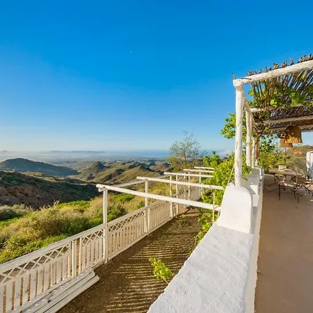 Cortijo El Albaricoque De La Sierra - De 75 Hectareas ! Villa Nijar