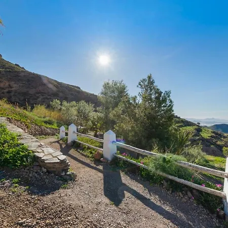 Cortijo El Albaricoque De La Sierra - De 75 Hectareas ! * Nijar