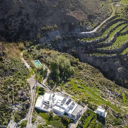 Cortijo El Albaricoque De La Sierra - De 75 Hectareas ! Villa Nijar