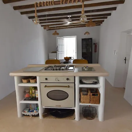 Villa Cortijo El Albaricoque De La Sierra - De 75 Hectareas ! Nijar