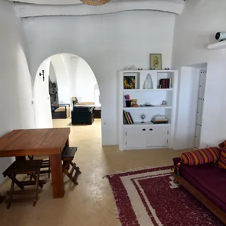 Villa Cortijo El Albaricoque De La Sierra - De 75 Hectareas ! Nijar