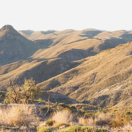 Cortijo El Albaricoque De La Sierra - De 75 Hectareas ! *