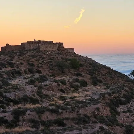 Villa Cortijo El Albaricoque De La Sierra - De 75 Hectareas !